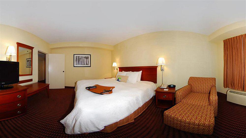 Hampton Inn Baltimore/Глен-Берни Экстерьер фото