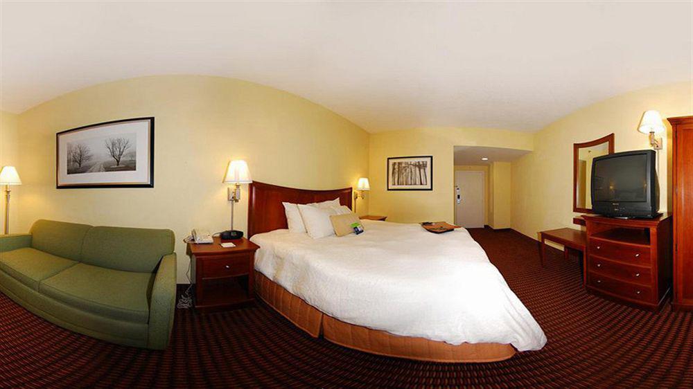 Hampton Inn Baltimore/Глен-Берни Экстерьер фото