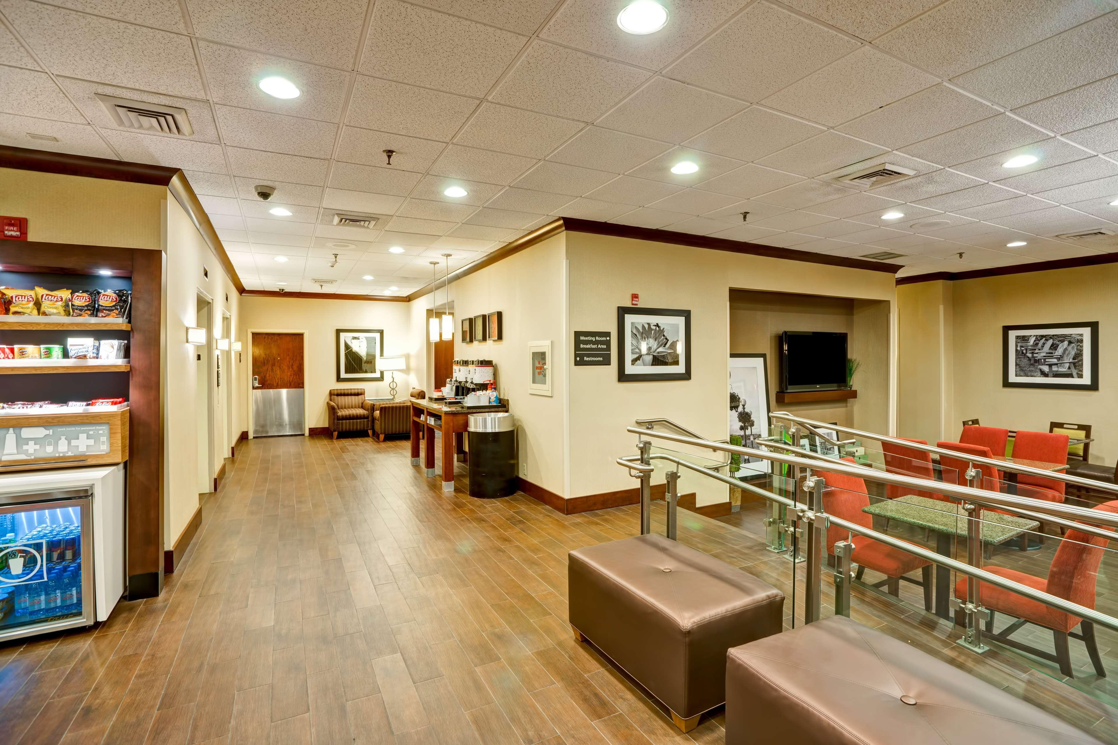 Hampton Inn Baltimore/Глен-Берни Экстерьер фото