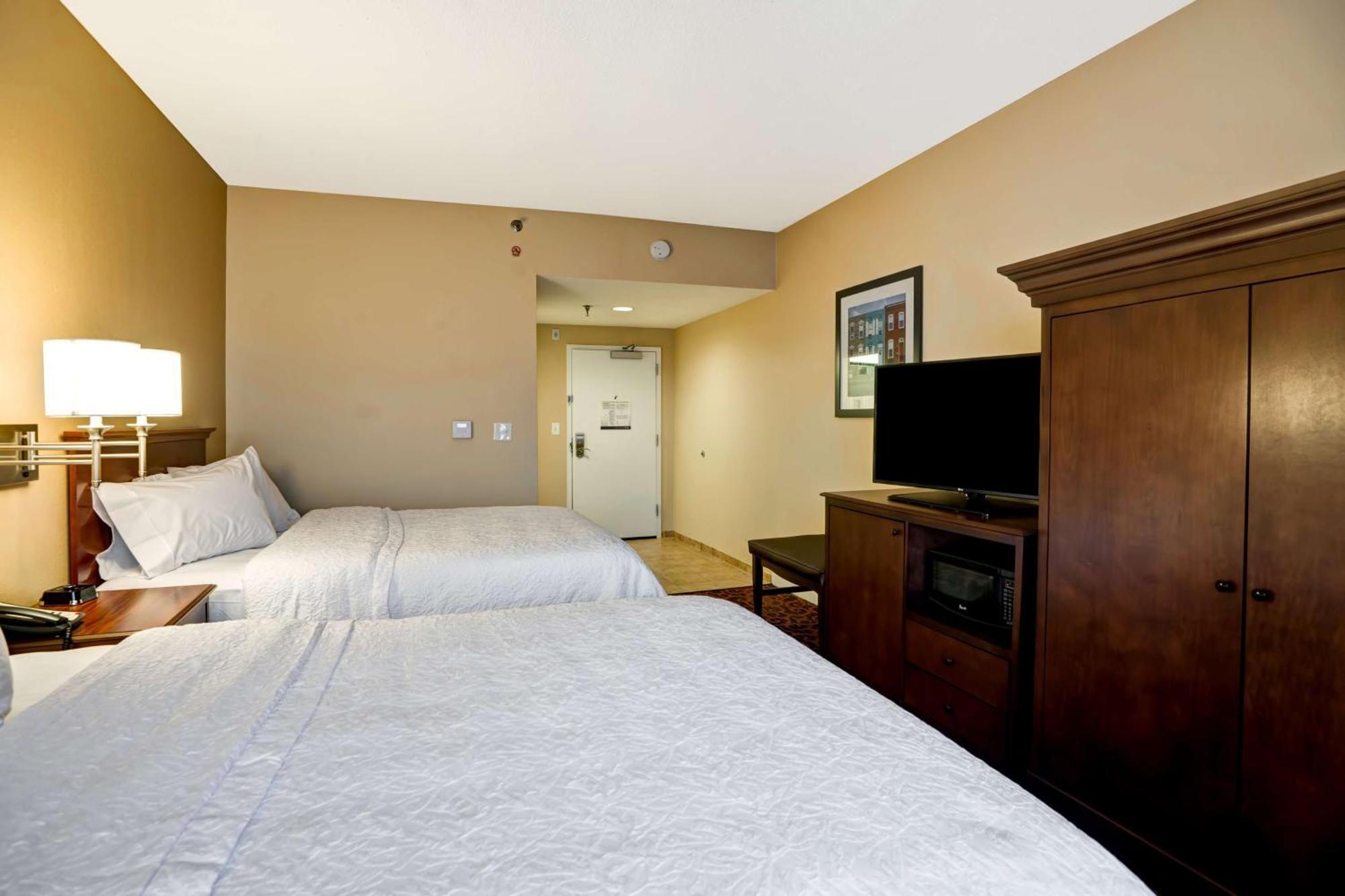 Hampton Inn Baltimore/Глен-Берни Экстерьер фото