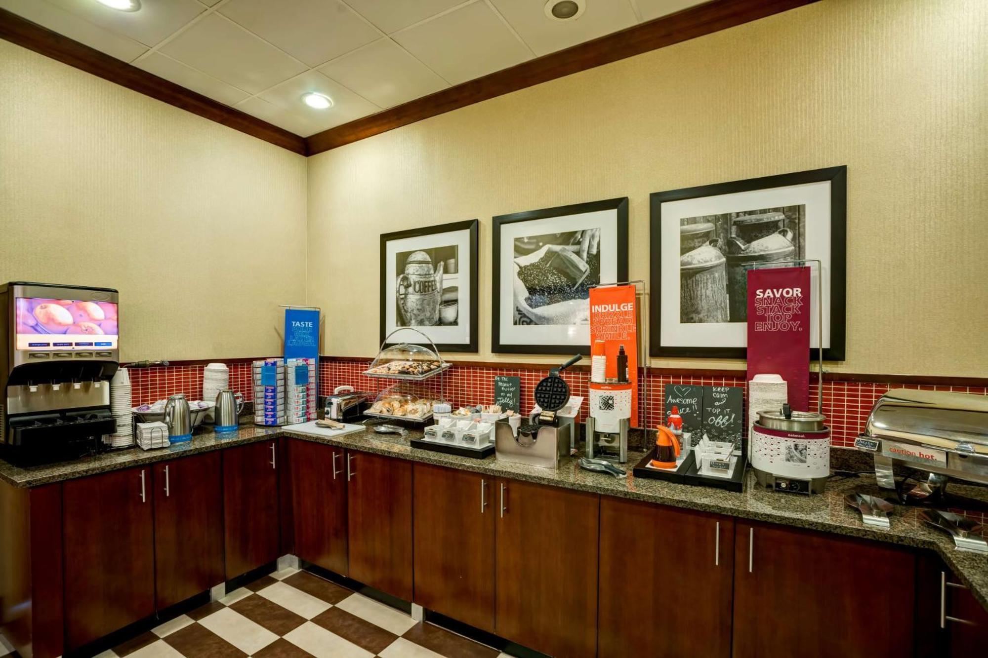 Hampton Inn Baltimore/Глен-Берни Экстерьер фото