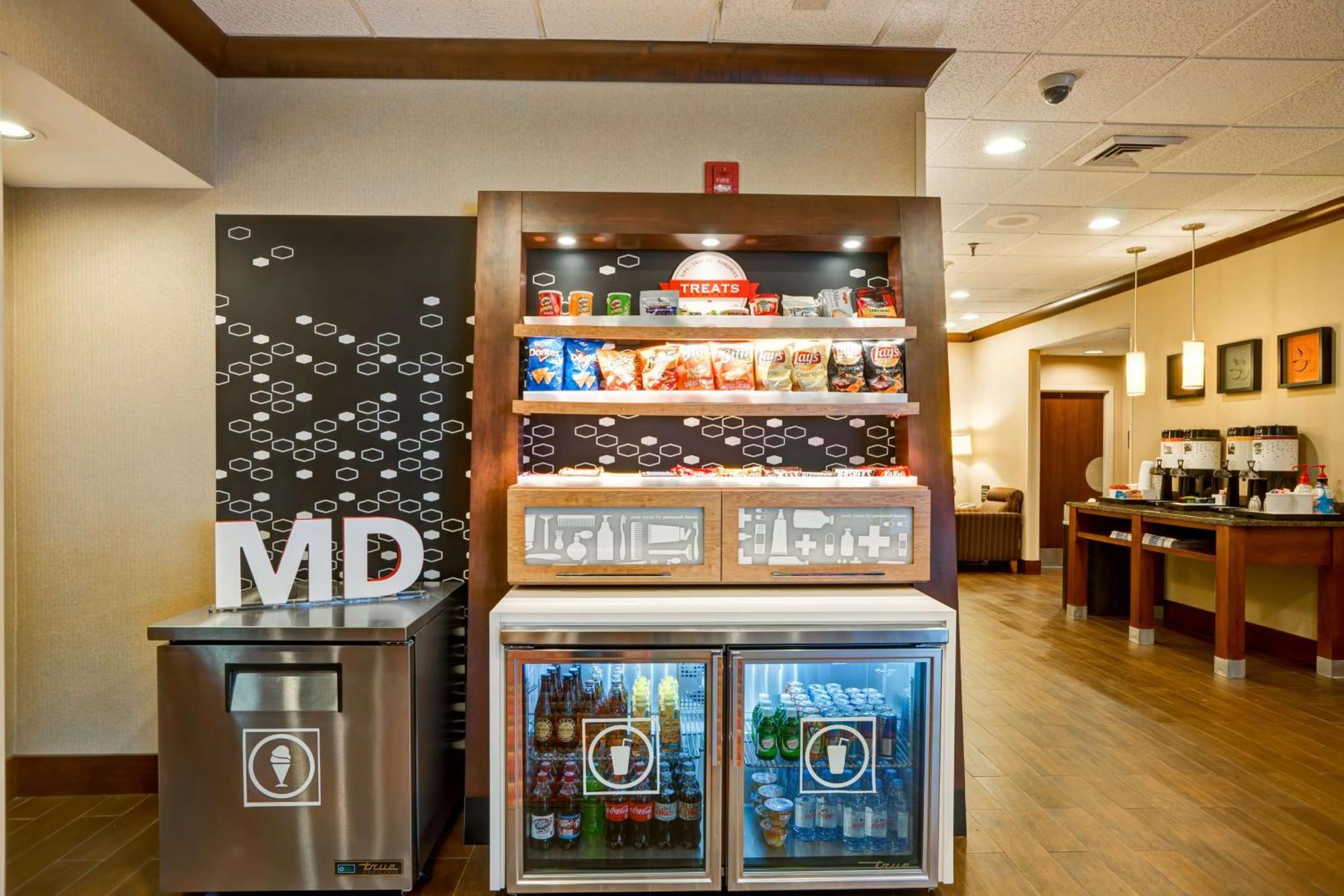 Hampton Inn Baltimore/Глен-Берни Экстерьер фото